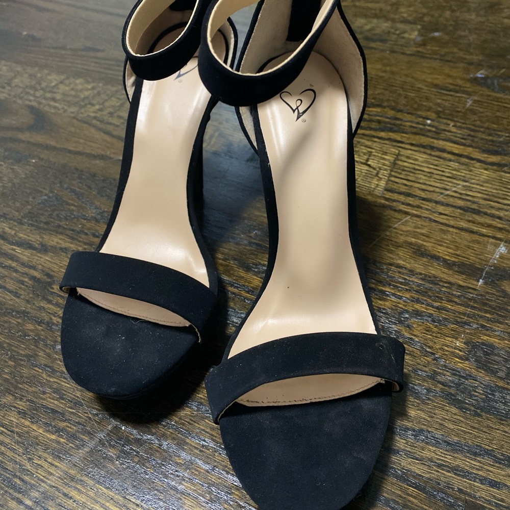 High heels sandals